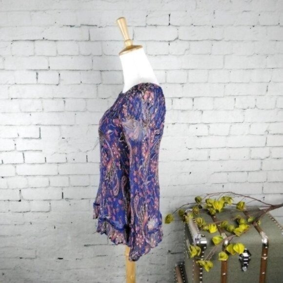 Sundance Paisley Diamond Smocked Top Blue XS - Picture 3 of 8